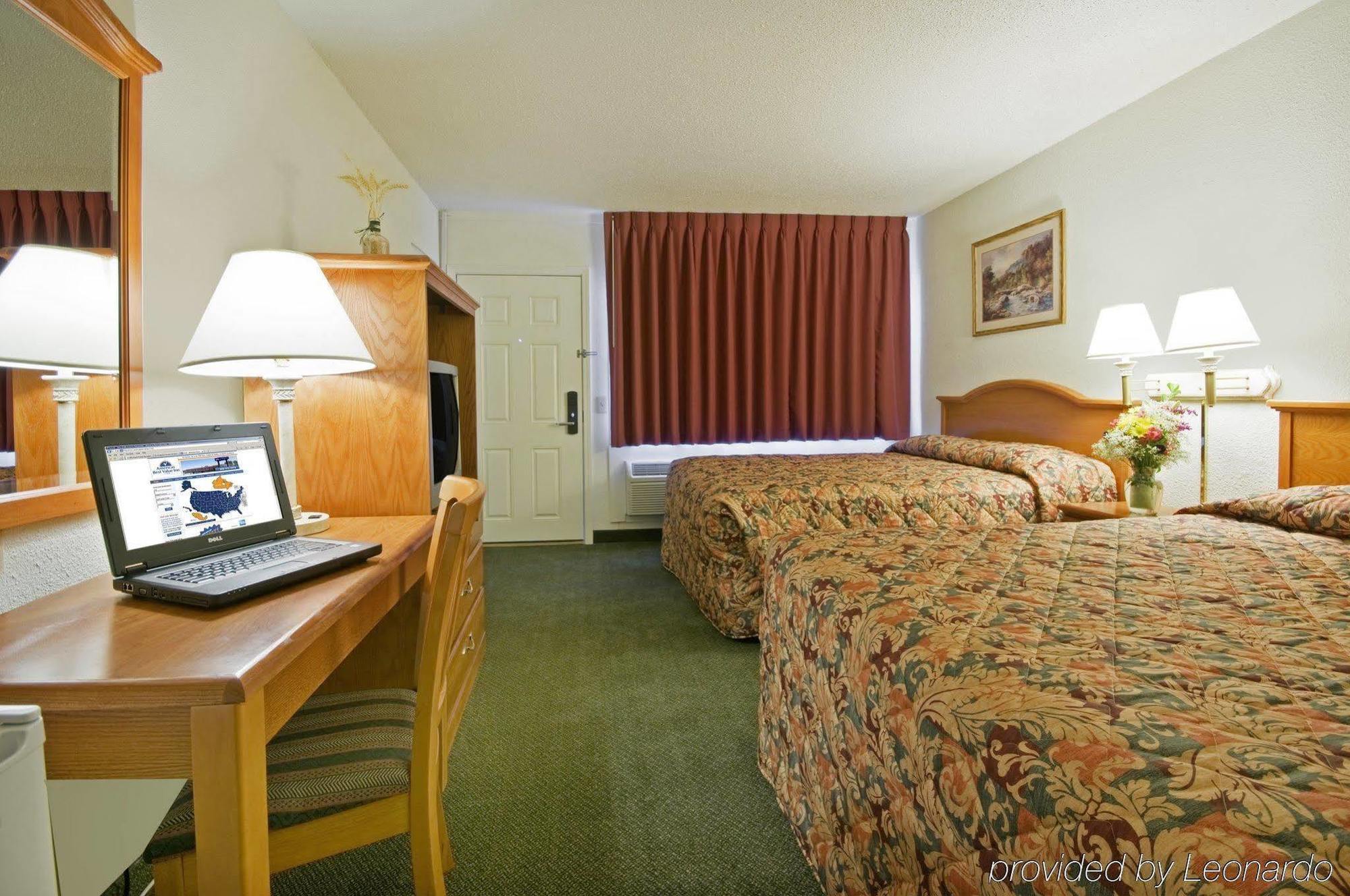 Americas Best Value Inn - Pendleton Quarto foto